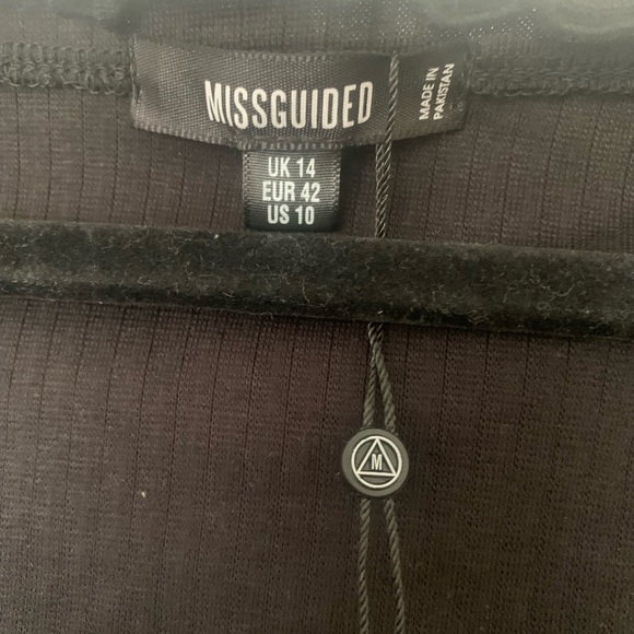 NWT Missguided Lettuce Black Bodysuit with button detail - Picture 4 of 5